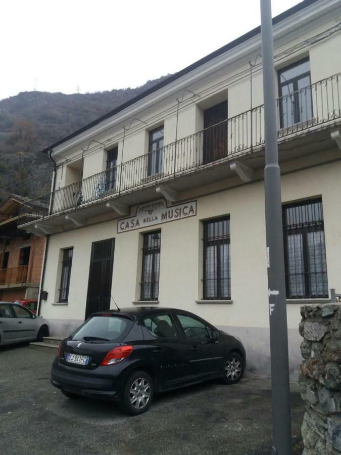 Villa Casa La Foriana à Carema Extérieur photo
